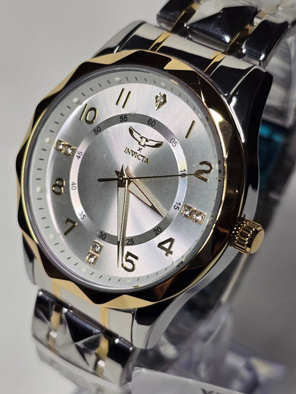 Invicta Specialty I by Invicta Men's Watch - 41mm. Gold. Steel (69023)